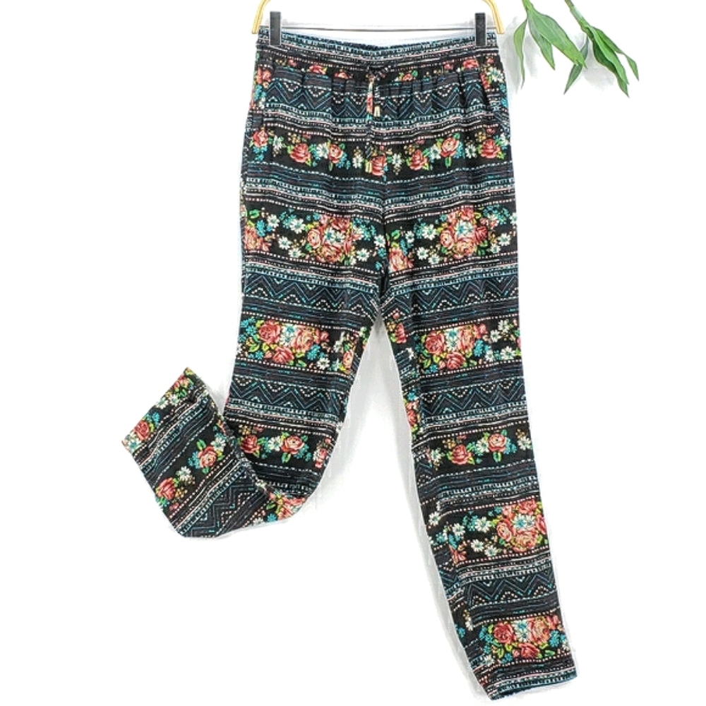 NEW Ashley Floral Movement Joggers with Pockets size M